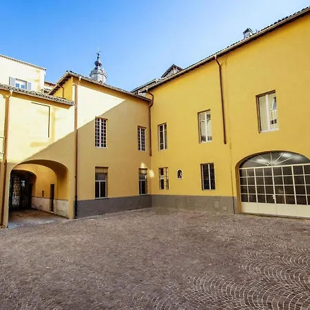 Palazzo Le Poste - And Parma
