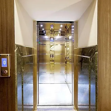 アパートホテル Palazzo Le Poste - And